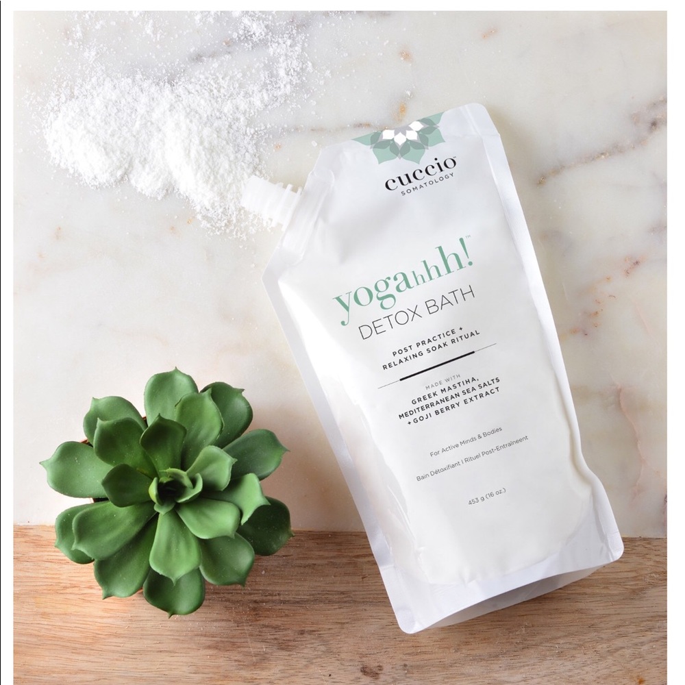 Cuccio Yogahhh! Detox Bath Salts- NEVER OPENED!